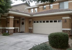 fullsizeoutput_387-768×540 guy opening garage door
